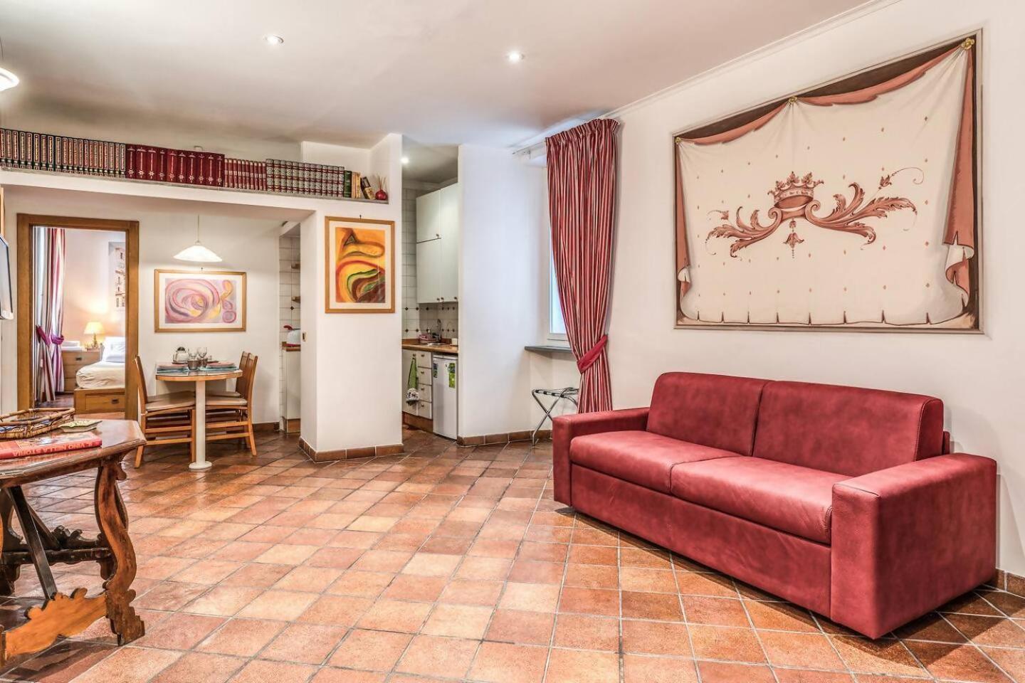 Cozy Flat In Trevi Fountain Apartment Rome Bagian luar foto