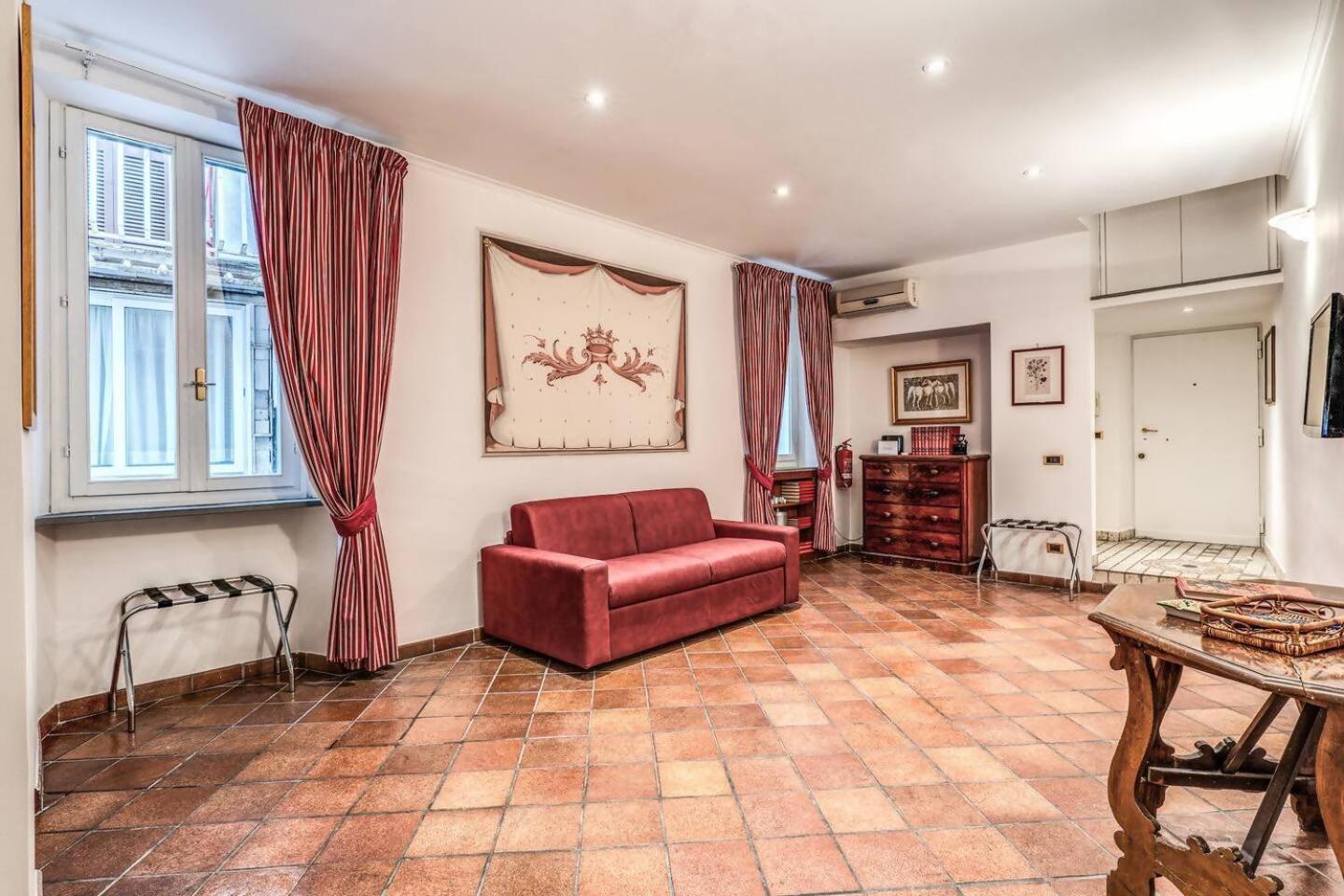 Cozy Flat In Trevi Fountain Apartment Rome Bagian luar foto